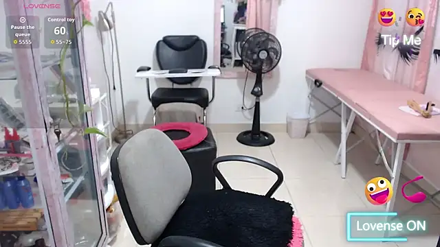 titsbiglovers' Live XXX Chat