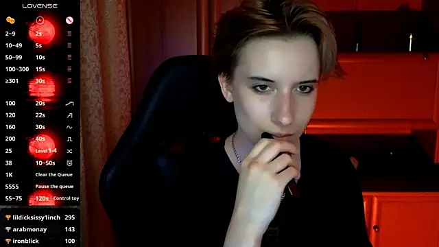 _Shadow_devil__'s Live XXX Chat