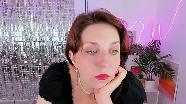 MargaretFatal's Live XXX Chat