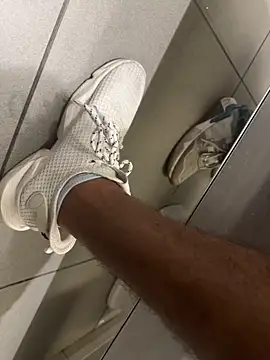 XXX chat uživo modela Leon__Hart_