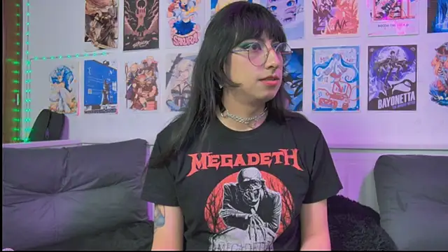 snowblack_ – Live XXX-chat