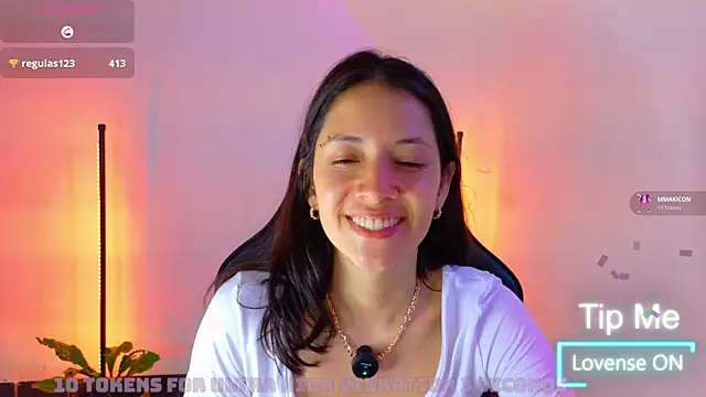 Sarasavage Chat XXX in diretta