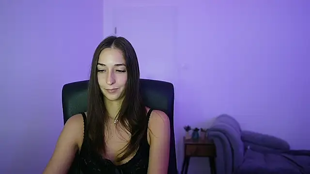 Chatroom XXX en direct de Crystalbrunette18