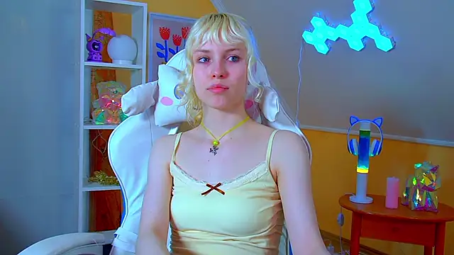 HannahHollis' Live XXX Chat