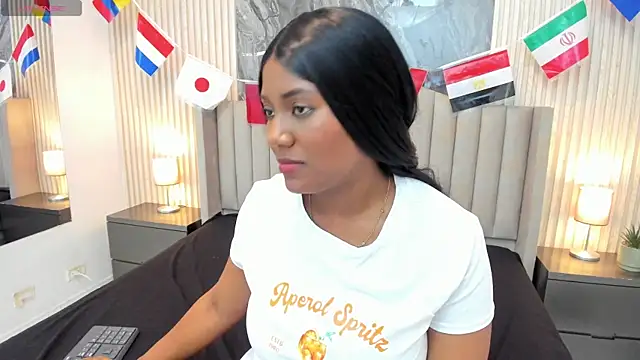 Arianaa_Cooper_ Chat XXX in diretta