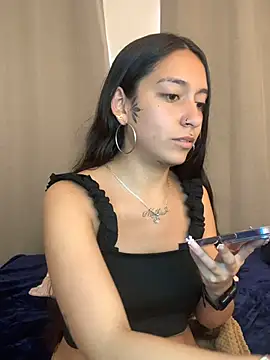 DulceLatinaxo's Live XXX Chat
