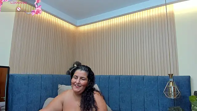 zara_milf: απευθείας συνομιλία ΧΧΧ