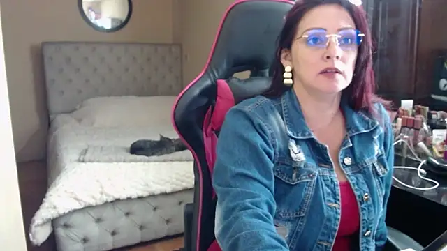 Carol_Scottt: απευθείας συνομιλία ΧΧΧ