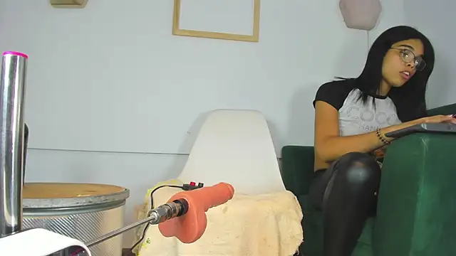 Shar_Foxx Chat XXX live