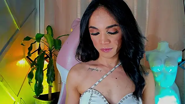 Cristal_Gem1 Adlı Modelin Canlı XXX Sohbeti