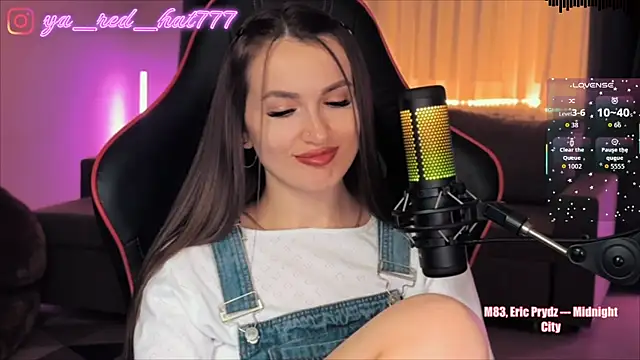 -RED_HAT-n Live XXX chat