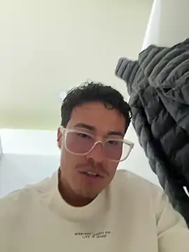 TavoHot_'s Live XXX Chat