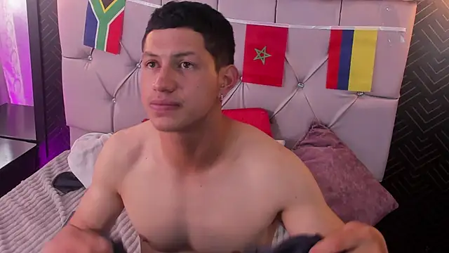 Tony_Zackk Live XXX-chat
