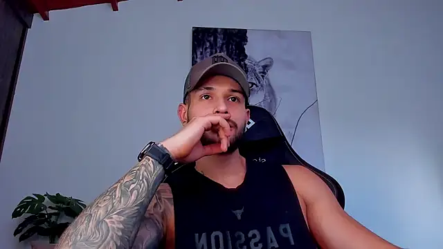 Santos_ramirez1's Live XXX Chat