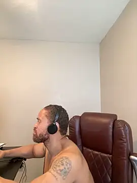 Fathero1time Live XXX-Chat