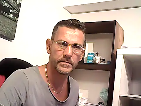 دردشة mastercharisma35 الجنسية المباشرة