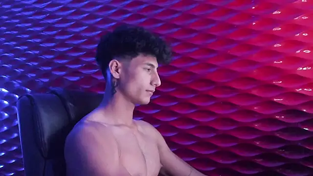 Chat +18 de MaxiimoRomano_ ao vivo