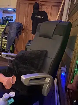 Czat XXX na żywo – Twist_N_Tease