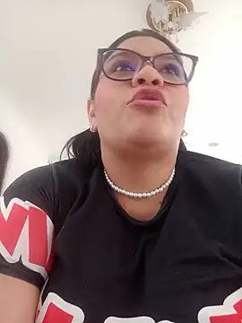 Czat XXX na żywo – SelennaCooper