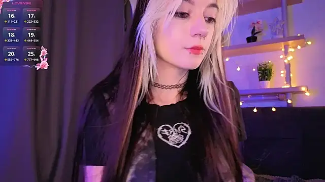 TristaRoht Chat XXX live