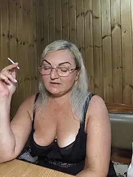 White-Chocolatten Live XXX chat