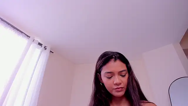 evely_coelloo লাইভ XXX চ্যাট