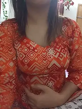 Tanha18 live XXX chat