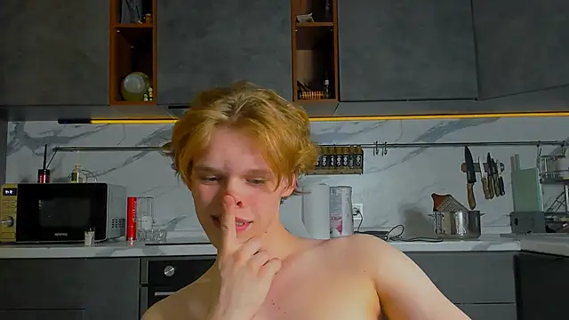 Chatroom XXX en direct de Ken0rDI