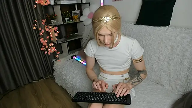 TwinkWhite Live XXX Chat