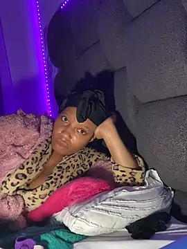 RainBougie Live XXX-Chat