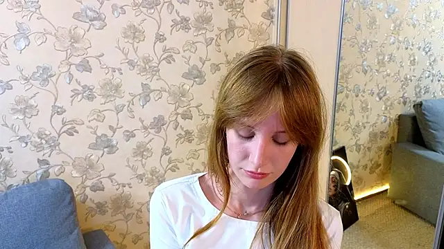 Онлайн чат XXX DelinaVV