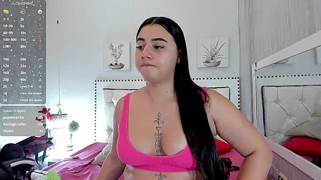 _jade_01 élő XXX-chatje
