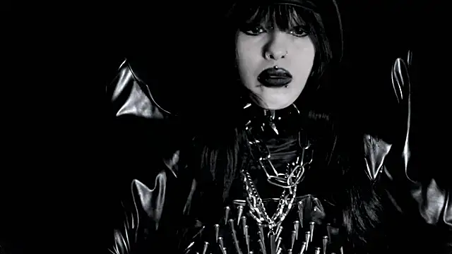 XXIOUX's Live XXX Chat