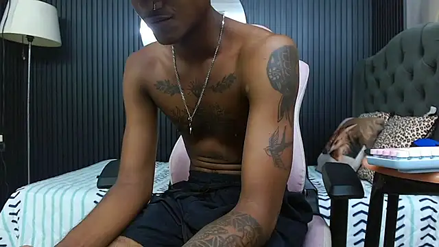 ManSant Chat XXX live