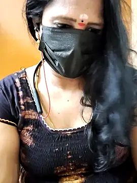 tamilammu1431 Adlı Modelin Canlı XXX Sohbeti