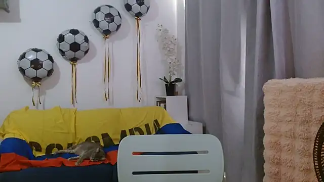 Chat XXX Live Almaglow_