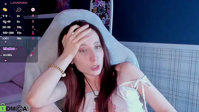 Lea_much's Live XXX Chat