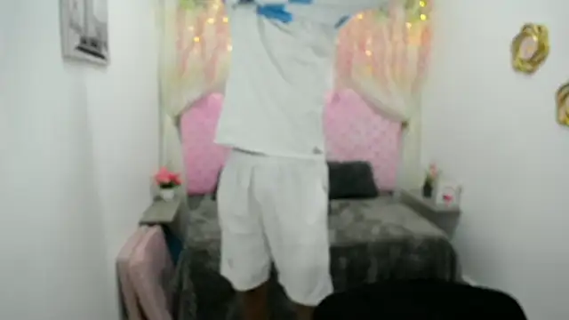 Chat +18 de oliver-parker ao vivo