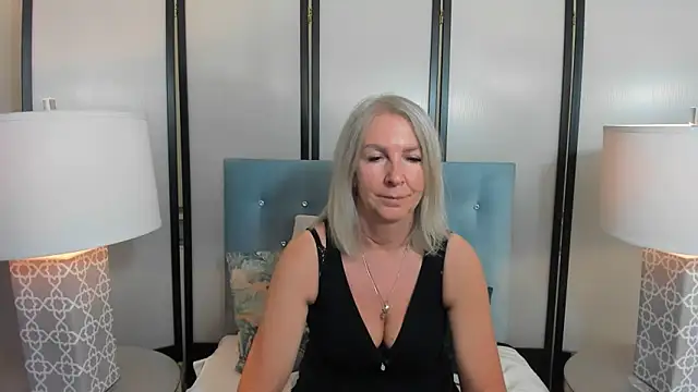 XXX chat uživo modela EricaTop