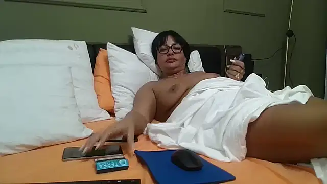Ella_sweety00: απευθείας συνομιλία ΧΧΧ