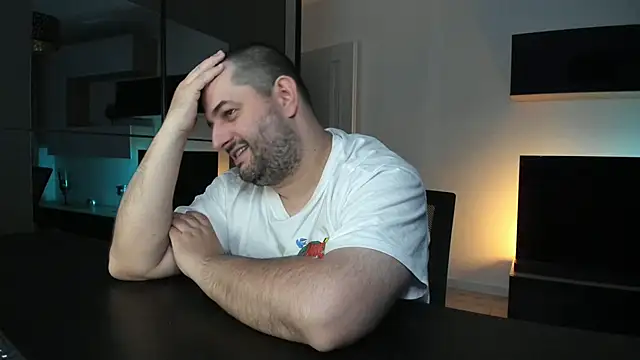 DravenPeak Chat XXX live