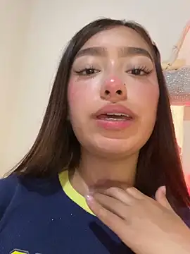 Miakittyyy: απευθείας συνομιλία ΧΧΧ