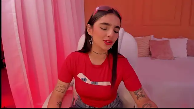 XXX chat uživo modela Abriil_cutee