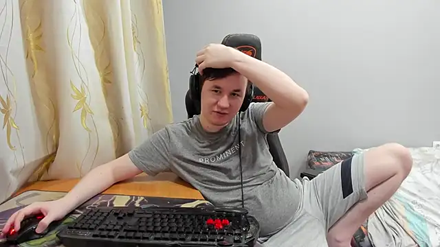 iliaskrislove লাইভ XXX চ্যাট