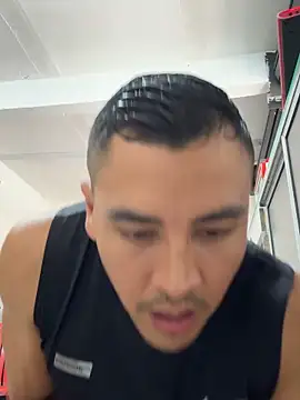Paul22cm-'s Live XXX Chat