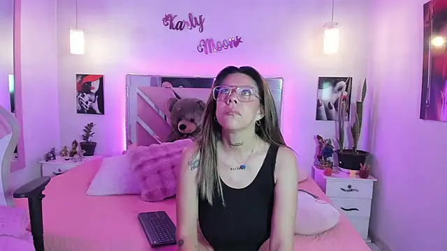 Karly_moon – Naživo XXX chat