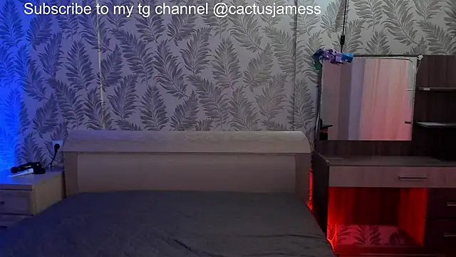 Pokazy przed kamerką – Cactus__James