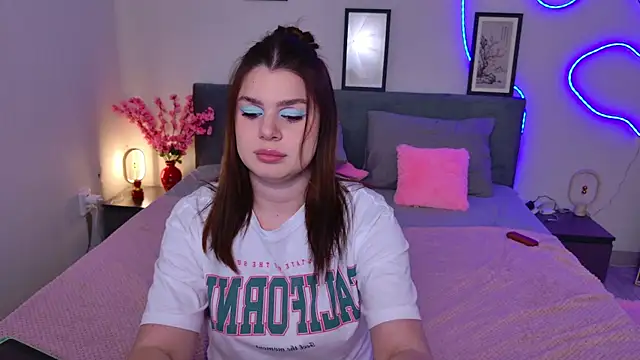 moneyforPeaches' Live XXX Chat