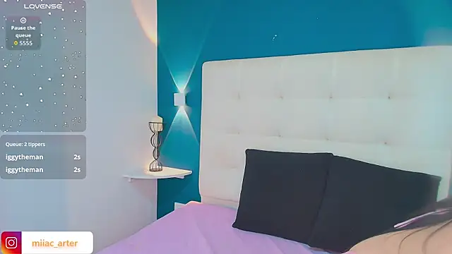 دردشة MiaaCarter_ الجنسية المباشرة