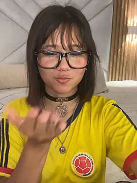 Czat XXX na żywo – Ivi_Aiko